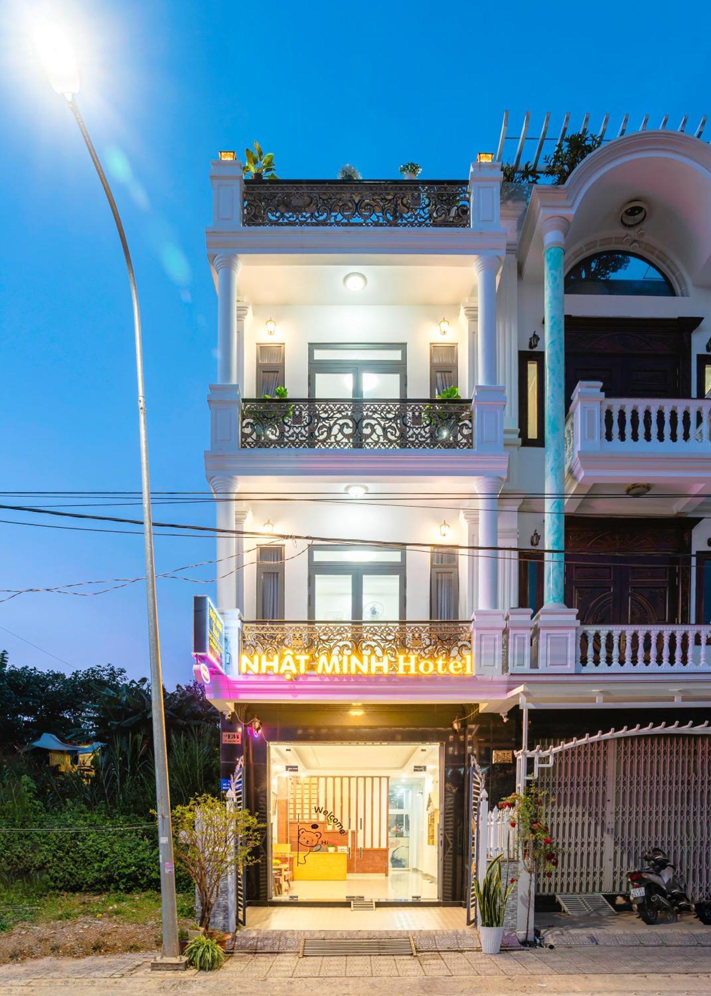 Nhat Minh Hotel Dalat エクステリア 写真
