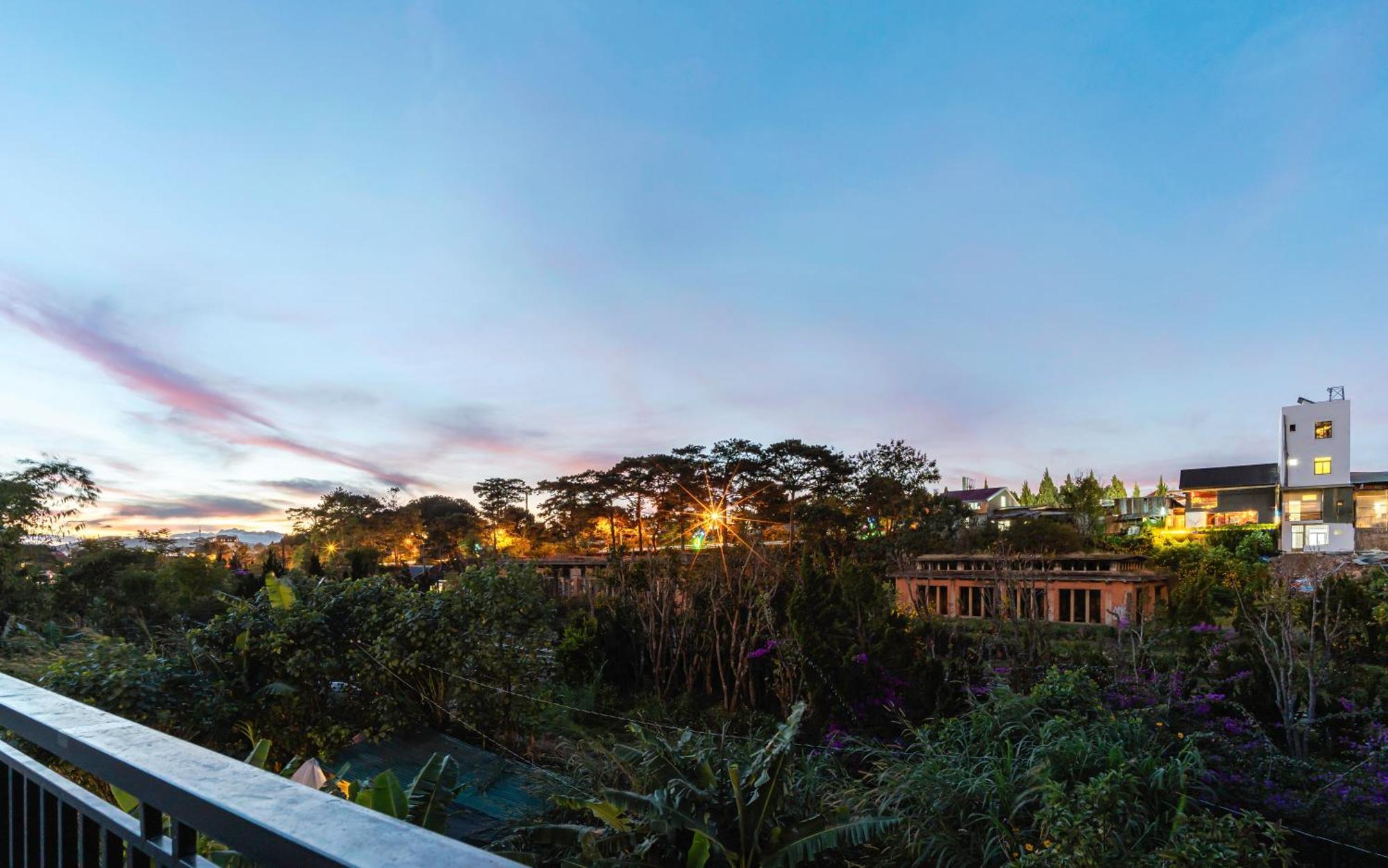 Nhat Minh Hotel Dalat エクステリア 写真